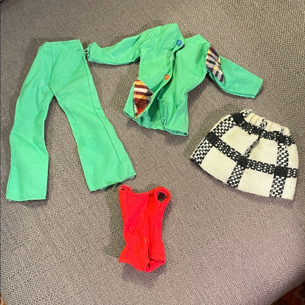 Vintage 60’s and 70’s Barbie clothes